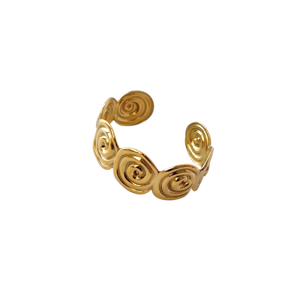 Golden shell bracelet