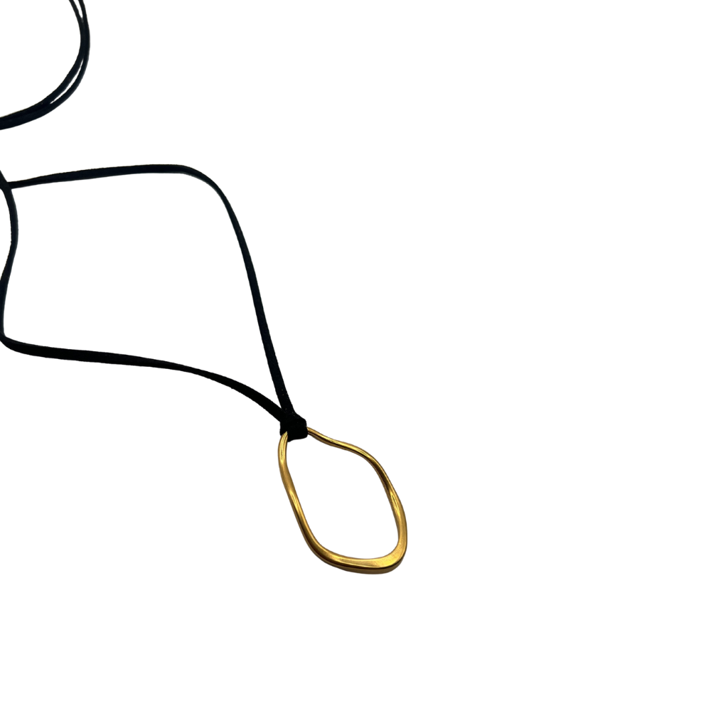 Lágrima black necklace