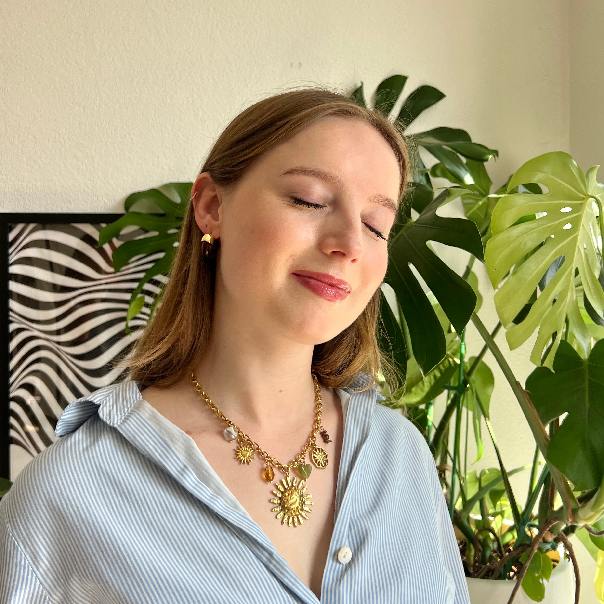 Solamor necklace